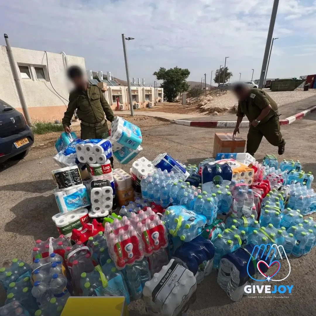 לתת בשמחה — מהשטח