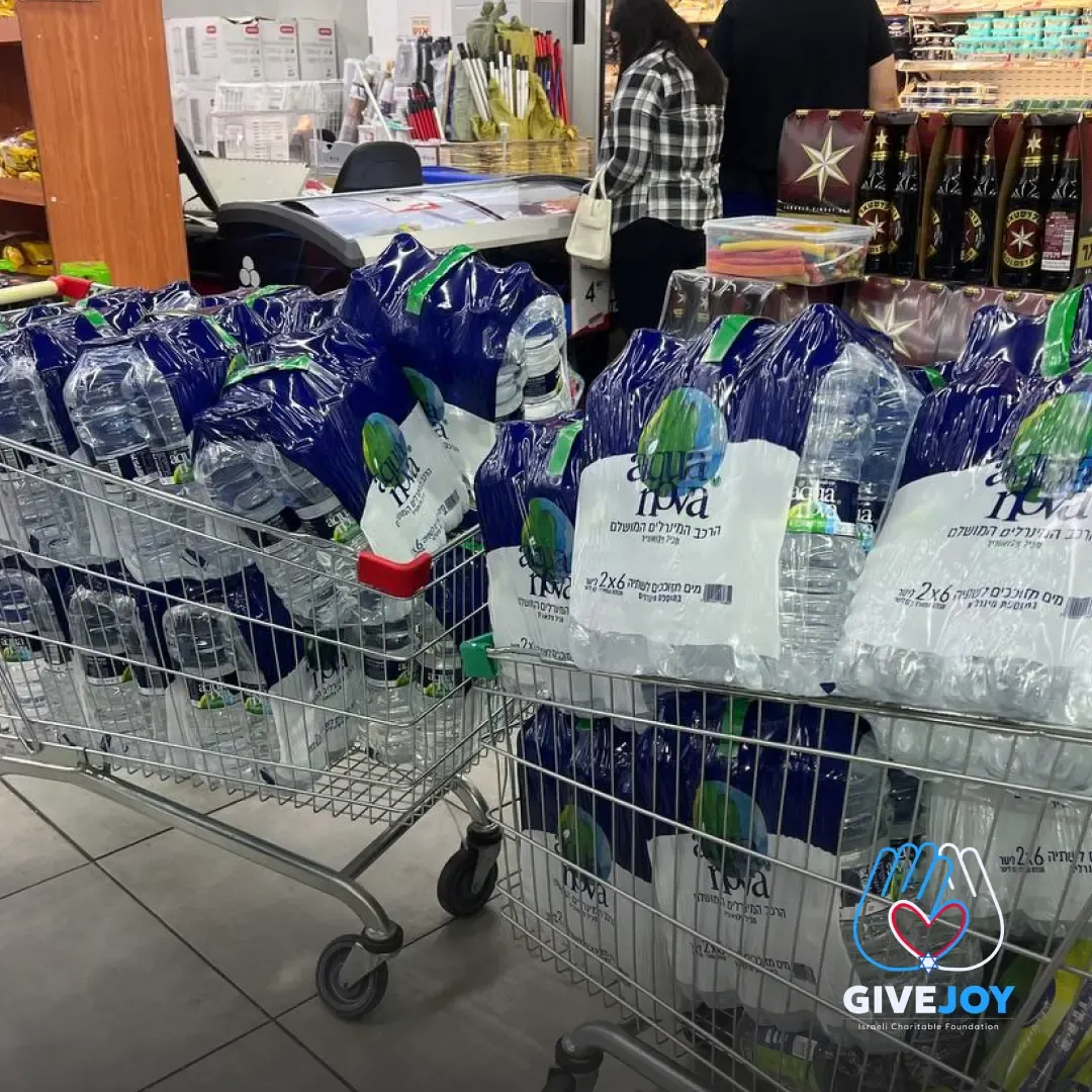 לתת בשמחה — מהשטח