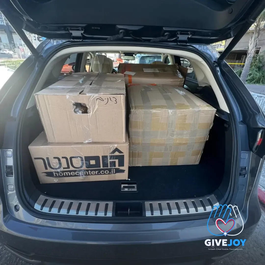 לתת בשמחה — מהשטח